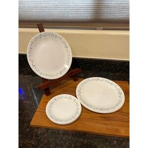 8 piece plate set up Corelle Country Cottage